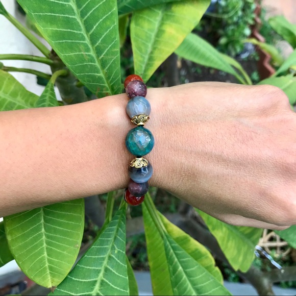 Jewelry - Happy Beads